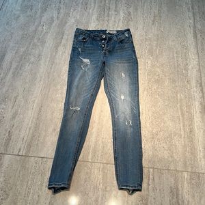 I & M jeans high rise Kylie skinny distressed